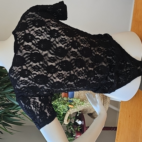 Vintage Jonden Romantic Goth Black Floral Lace Shortsleeve Bodysuit Small - Picture 9 of 16